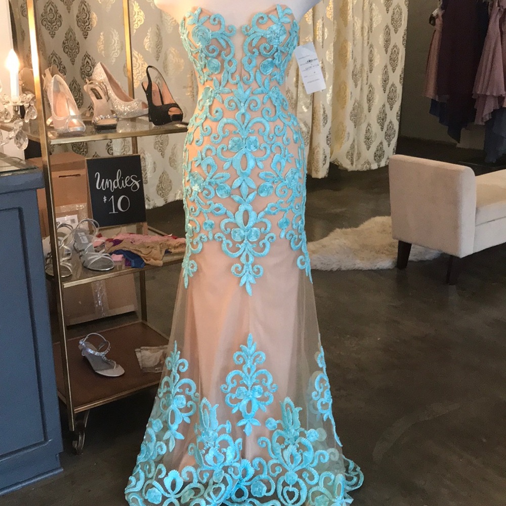 Tony Bowls Prom Pageant Dress